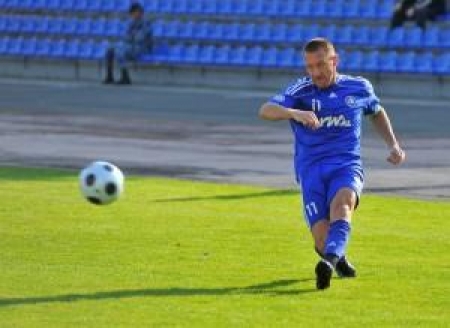 Тихонов ветеран российского и уже казахстанского футбола