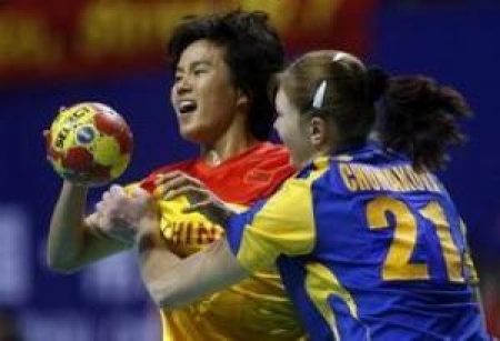 Казахстанки стартовали с двух поражений