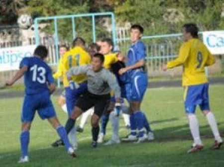 Казахстанским клубам иногда бывает нелегко в плане финансов