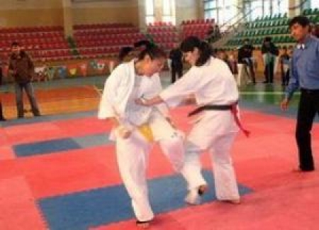 Каратистки в Казахстане не перевелись