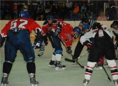 Войцеховский готов выиграть вбрасывание