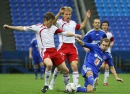 Борьба на поле была нешуточная