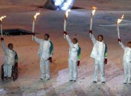 Олимпийский огонь зажжен