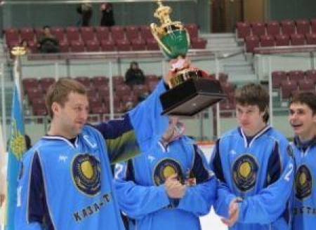 Сборная привезла Кубок