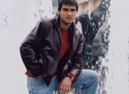 Узденов покинул Казахстан