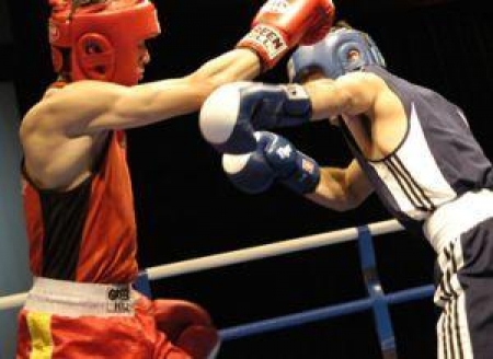 Молодые боксеры идут на максимум