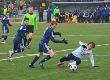 Евгений Лунев по прежнему нацелен на ворота