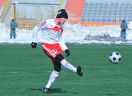 За Аслана Дарабаева развязалась нешуточная борьба