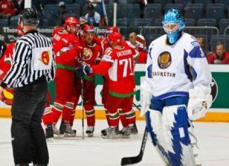 Первая игра сборной не удалась