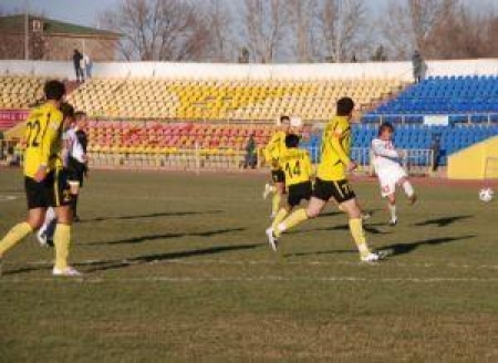 Алматинцы пока забивают мало