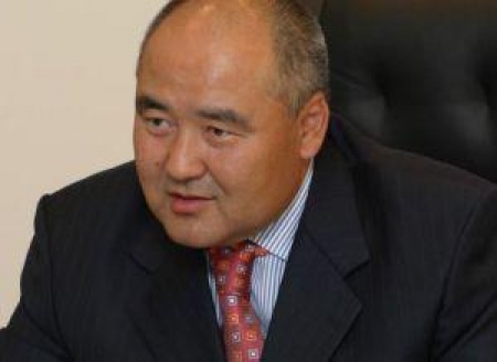 Шукеев возглавил лыжников