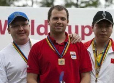 Юнусметов увез серебро