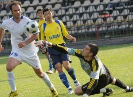 Голкипер «Кайрата» Ненад Эрич в матче с «Иртышом» сохранил свои ворота на замке