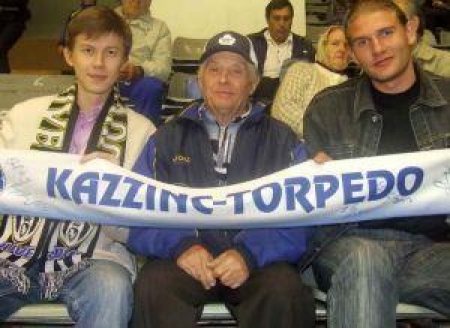 Тархов теперь наблюдает за хоккеем с трибун