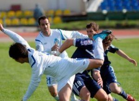 Борьба в чемпионате нешуточная