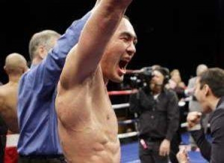 Шуменов сохранил титул