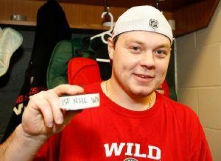 Худобин продолжит играть в НХЛ