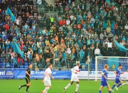 Болельщики поддерживали сборную как могли