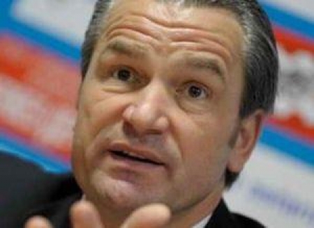 Наставник сборной Казахстана Бернд Шторк