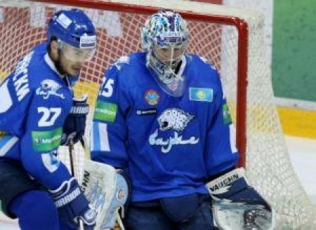 Гласс пропустил пять шайб