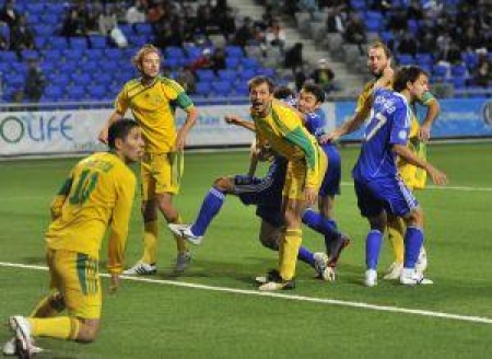 Костанайцы опережают действующего чемпиона на одно очко