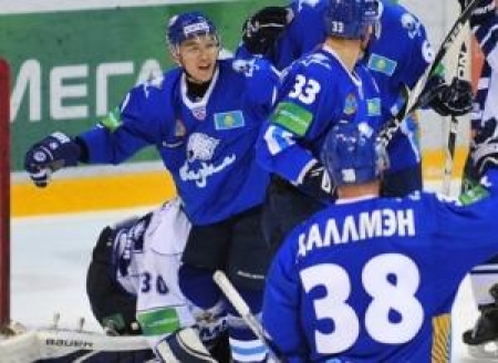 Астанчане выиграли с перевесом в шайбу
