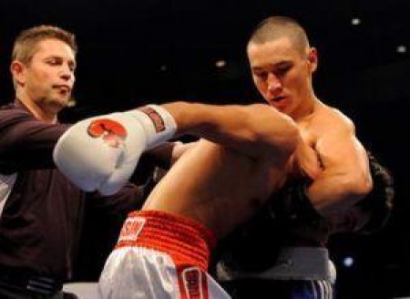 Казахстанцы победили уверенно