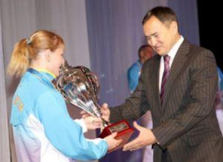 Герои получили сои призы