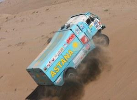 Камаз идет в гору