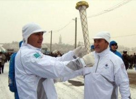 Факельное шествие вчера прошло в Шымкенте