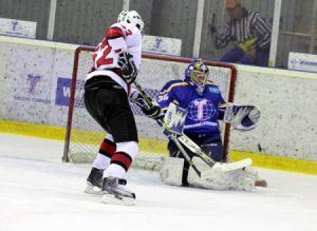 Вратарь хозяев вновь был на высоте