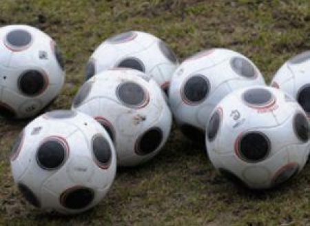 Пожалуй, самой незащищенной позицией в системе футбольных клубов является должность пресс-секретаря