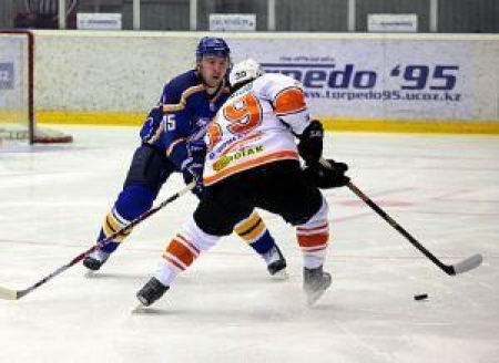 Евгений Штайгер защитник-бомбардир