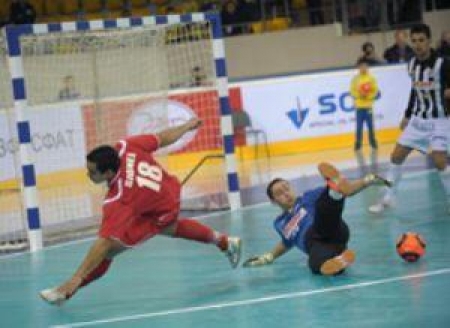 В полуфинале Кубка УЕФА по футзалу «Кайрат» встретится с португальским «Спортингом»