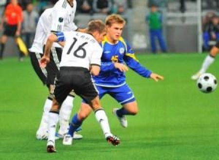 Генрих Шмидтгаль не сможет сыграть с Германией