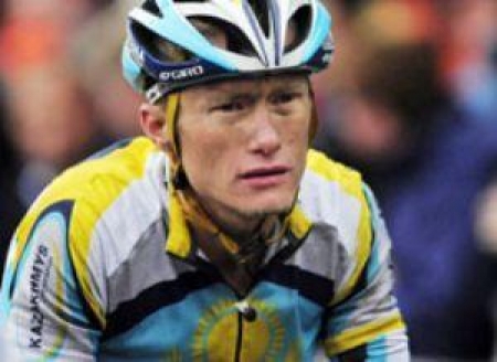 Команде Александра Винокурова пока не везет