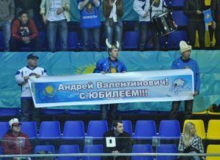 Казахстан лидирует перед последним днем