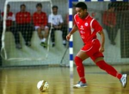 Лео Сантана лучший бомбардир алматинцев