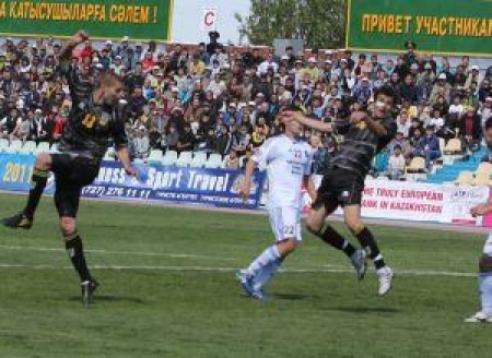 <?phpecho $photoName?>