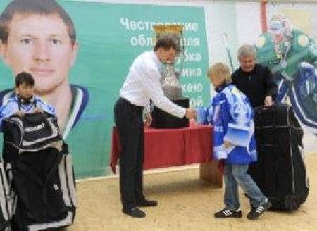 Колесник привез Кубок Гагарина в Усть-Каменогорск