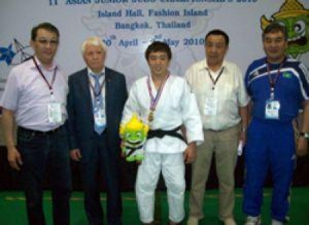 Казахстанские дзюдоисты радуют