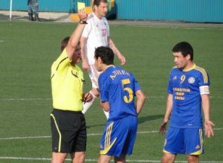 Желтая карточка Алиеву