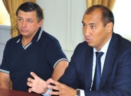 Андрей Хомутов и Еурлан Оразбаев провели пресс-конференцию