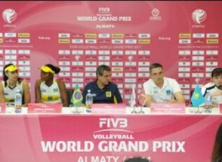 Команды на послематчевой пресс-конференции