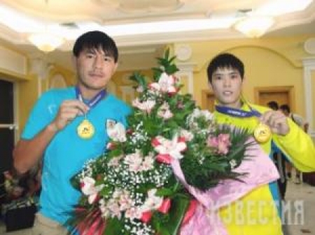 Казахстанцы привезли два золота
