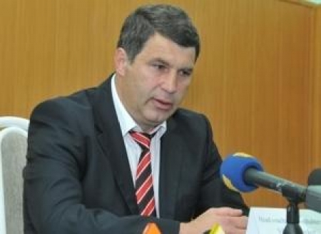 Виктор Кумыков ведет команду к медалям