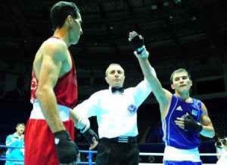 Саттибаев выиграл свой поединок