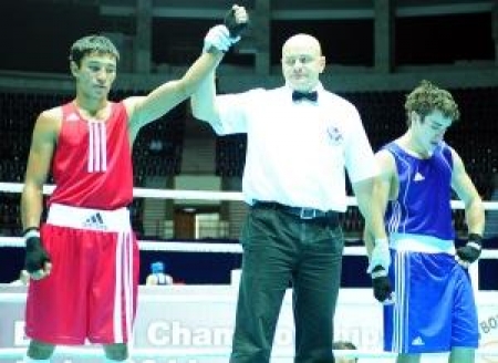 Жайлауов выиграл свой поединок