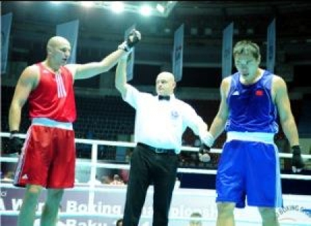 Дычко выиграл свой поединок