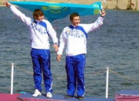 Казахстанские гребцы успешно выступили на чемпионате Азии